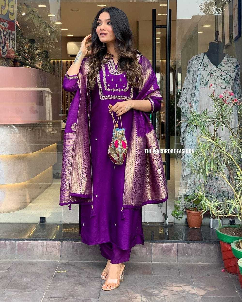 Embroidered Perfection ? Cotton Floral Dress with Stylish Prints (XXL) - Image 3