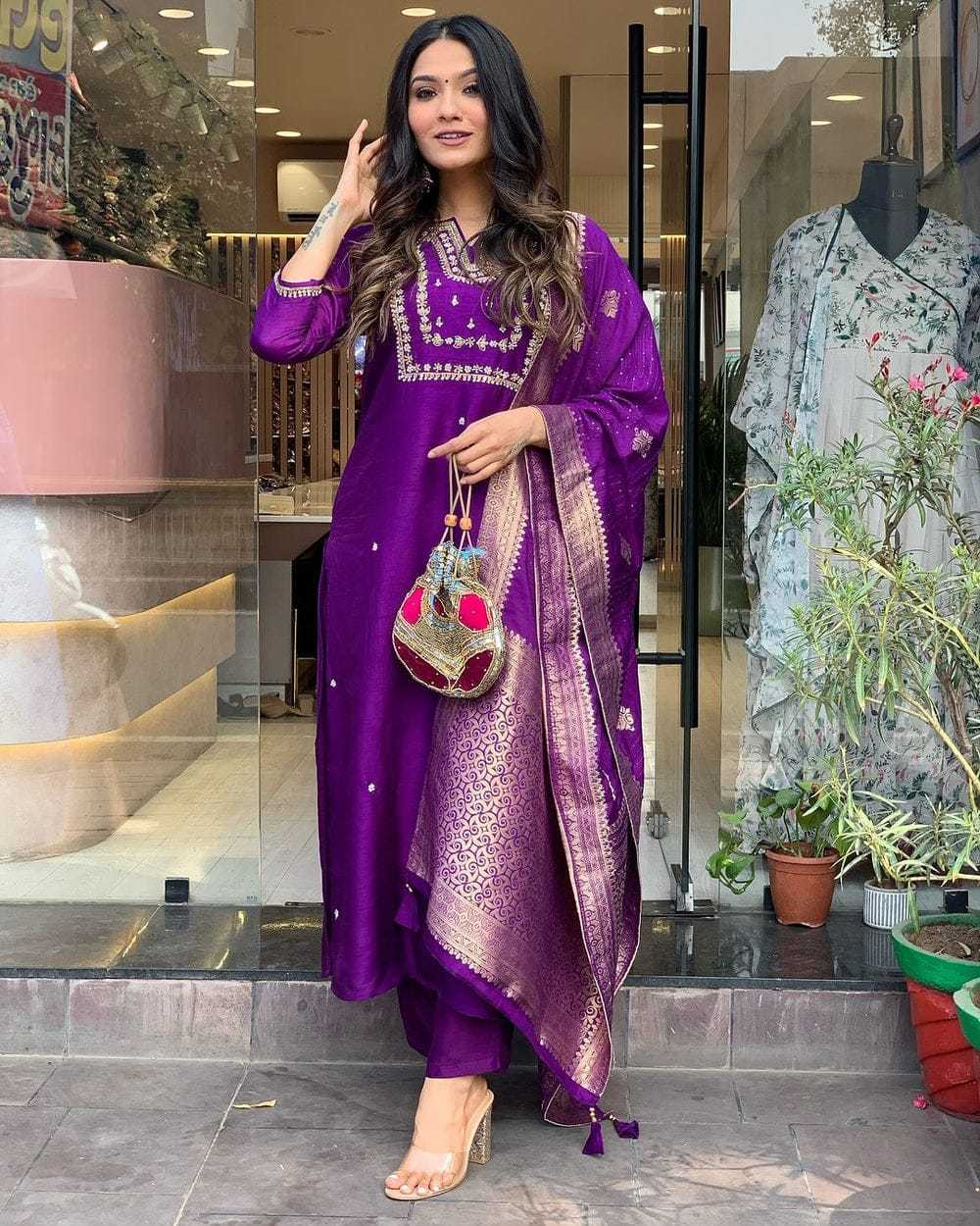 Embroidered Perfection ? Cotton Floral Dress with Stylish Prints (XXL) - Image 5