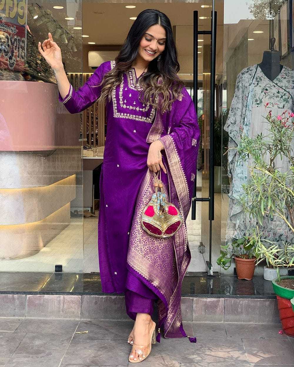 Embroidered Perfection ? Cotton Floral Dress with Stylish Prints (XXL) - Image 4